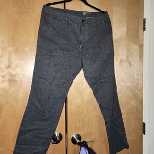 GAP Men's Charcoal Chinos